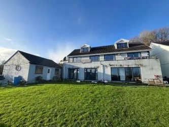 110 and 112 Trewyddfa Road, Morriston, Swansea, SA6 8NY
Guide price £230,000 
Auction 30.7.25
