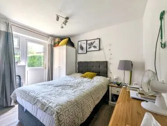 Leasehold | 3 Bedrooms | Ideal First-Time Buy or Investment | with tenants in-situ| No Chain
A well presented, leasehold ground floor flat located in a popular, modern development in Weavering, Maidstone. This property offers approximately 55 m² (588 ft²) of internal living space, featuring three bedrooms—ideal for first time buyers or investors—in an established residential neighbourhood. Leasehold tenure with council tax band C. With tenants in situ and providing a 13.4% annual rental yield this makes a strong investment choice.