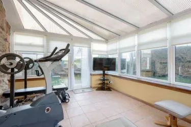 ***£85,000 reduction from Home Report Value!***
Town and Country Property Auctions are proud to present this luxurious semi-detached cottage with conservatory