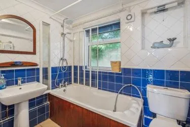 Spacious 3 bedroom Apartment Available for Sale Via Auction 30th July 2025