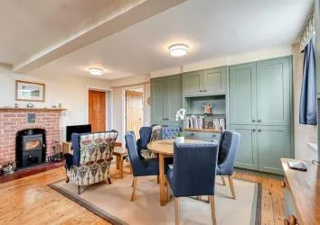 FOUR BED DETACHED CHARACTER PROPERTY IS
