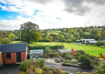 FOUR BED DETACHED CHARACTER PROPERTY IS