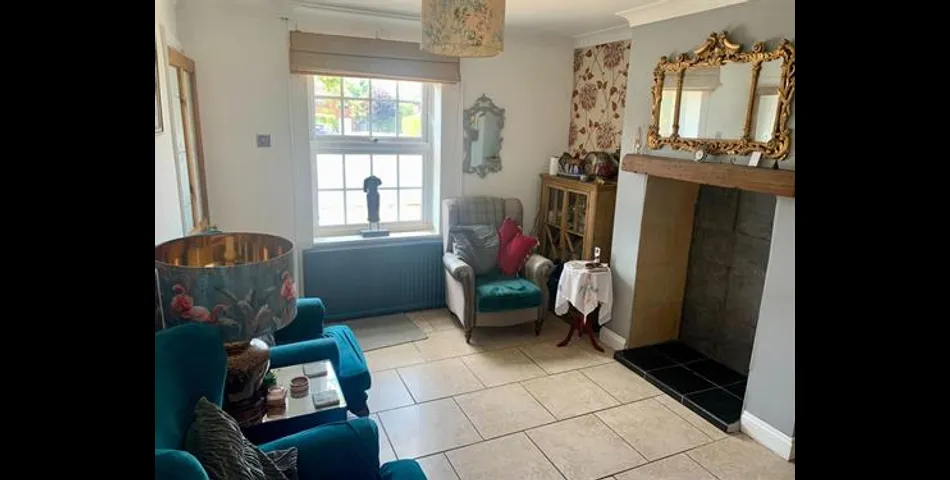 3 Bedroom Detached Property with Annex