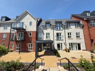 FOR SALE BY ONLINE PUBLIC AUCTION

INDEPENDENT RETIREMENT LIVING FOR PEOPLE 55 AND OVER WITH 24/7 STAFFING SUPPORT.

OUTSTANDING THREE BEDROOM RETIREMENT APARTMENT OFFERED FOR SALE AT AN EXCEPTIONAL PRICE.

NEW BUILD DEVELOPMENT - APARTMENT OCCUPIED BY PRESENT OWNER FROM NEW FOR APPROX. SIX MONTHS.

HIGHLY SOUGHT AFTER LOCATION