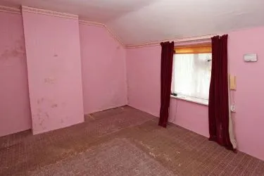 FOR SALE BY ONLINE PUBLIC AUCTION

PRE-APPLICATION PLANNING APPLICATION MADE BY THE VENDOR FOR DEMOLITION BUILD FOR 2 X TWO BEDROOM SEMI DETACHED PROPERTIES SUBJECT TO FULL PLANNING APPLICATION**

** PROSPECTIVE PURHCASERS SHOULD MAKE THEIR OWN ENQURIES OF THE LOCAL AUTHORITY.
