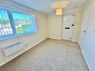 Town & Country Property Auctions are delighted to offer For Sale by Public Auction this Immaculate one bedroom first floor apartment situated in the popular location of Canford Heath.