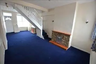 We are pleased to offer this spacious two-bed terrace in Hanley, Stoke on Trent with large rooms, rental potential, and fantastic refurb opportunity – ideal for investors or first-time buyers.