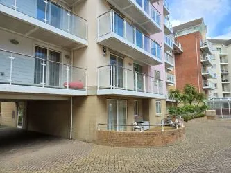 Exceptional Two Double Bedroom Coastal Apartment – Prime for Investment, or Second Home. - Flat 36 Honeycombe Beach, Honeycombe Chine, Boscombe, Dorset, BH5 1LE