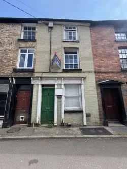 A three storey property with four rooms and a kitchen and bathroom, this Grade II listed property offers many opportunities for development.