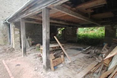 A Superb Plot Located In A Popular Residential Area Of Wrexham And Comprising The Grade II* Listed Plas Newydd together with a number of later buildings and outbuildings and large grounds. An Opportunity To Create A Significant Development, Subject To Consents.