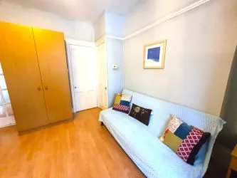 UNBROKEN TITLE BLOCK OF 4 APARTMENTS TO SOLD AT AUCTION