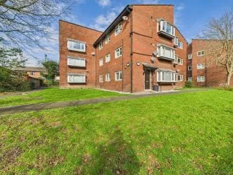 OPEN DAYS TUESDAY 22ND JULY & TUESDAY 5TH AUGUST 11- 11.30am.  A very well appointed modern ground floor two bedroom apartment just off very popular Hough Green in Chester.