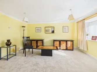 OPEN DAYS TUESDAY 22ND JULY & TUESDAY 5TH AUGUST 11- 11.30am.  A very well appointed modern ground floor two bedroom apartment just off very popular Hough Green in Chester.