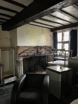 Tenure: Freehold
Offering excellent investment and development opportunity
An imposing Grade II* former school/nursing home
Large grounds
Ample parking