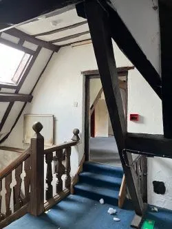 Tenure: Freehold
Offering excellent investment and development opportunity
An imposing Grade II* former school/nursing home
Large grounds
Ample parking