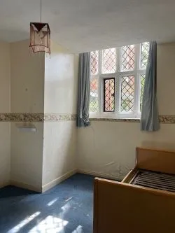Tenure: Freehold
Offering excellent investment and development opportunity
An imposing Grade II* former school/nursing home
Large grounds
Ample parking
