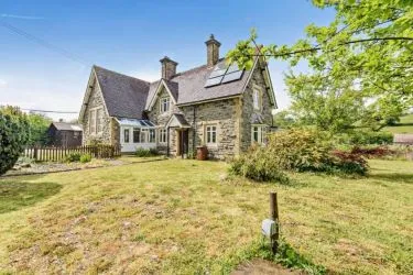 Glanrafon Hall, Glanrafon, Corwen, Denbighshire, LL21 0HA