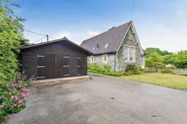Glanrafon Hall, Glanrafon, Corwen, Denbighshire, LL21 0HA