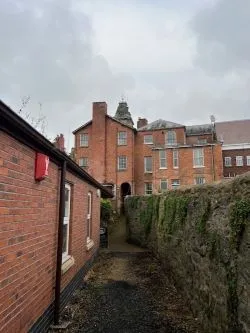 EXCELLENT INVESTMENT OPPORTUNITY FOR DEVELOPERS.
PLANNING PERMISSION FOR CONVERSION AND REDEVELOPMENT TO RESIDENTIAL