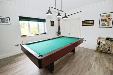 Executive 5-Bedroom Family Home