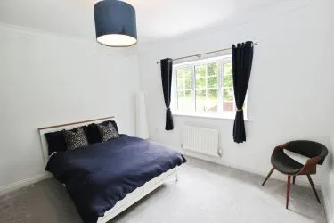 Executive 5-Bedroom Family Home