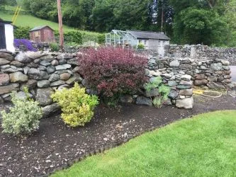 4 Tai Newyddion is a charming 4 bedroom semi-detached property, standing within the centre of the village of Llanfachreth. Enjoying well-proportioned accommodation, with a side and front garden.
