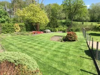 4 Tai Newyddion is a charming 4 bedroom semi-detached property, standing within the centre of the village of Llanfachreth. Enjoying well-proportioned accommodation, with a side and front garden.