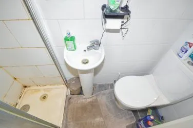 FOR SALE BY UNCONDITIONAL ONLINE AUCTION.
EXCELLENT INVESTMENT OPPORTUNITY TO ACQUIRE HIGH YIELDING HMO IN WEST LONDON.
8% YIELD
CLOSE TO TRANSPORT LINKS TO CENTRAL LONDON