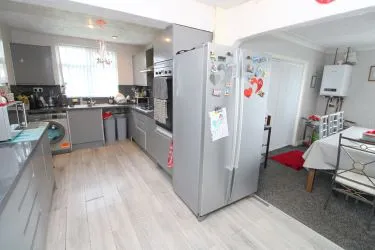 A Good Sized Four Bedroom Detached House Standing On A Large Plot On The Outskirts Of Kinmel Bay. An Opportunity To Create A Stunning Family Home. Benefits From UPVC Double Glazing And Gas Central Heating.