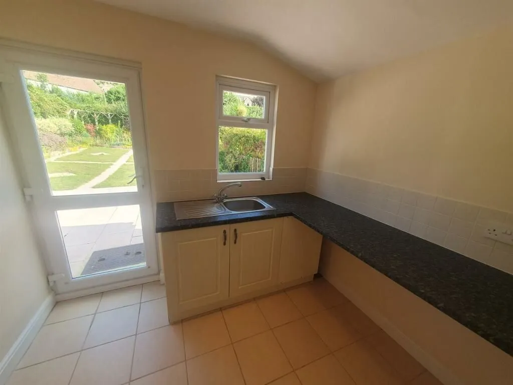 10 Orchard Road, Minehead, Somerset, TA24 5JY