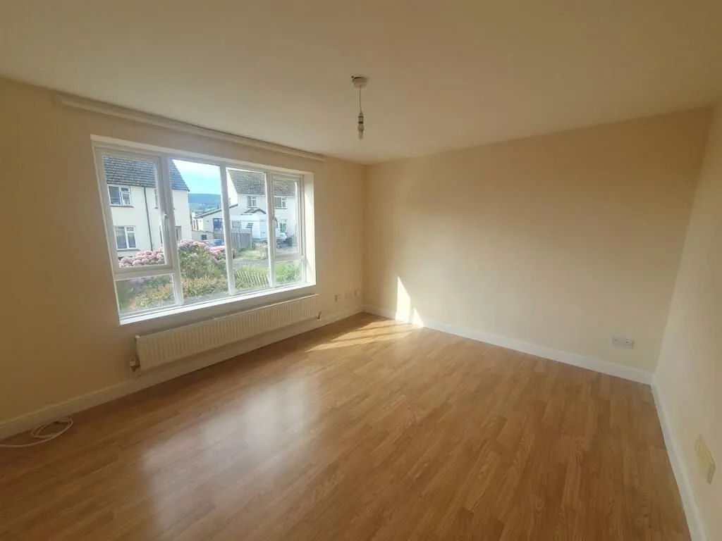 10 Orchard Road, Minehead, Somerset, TA24 5JY