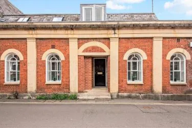 2 Market Lane, Winchester, Hampshire, SO23 9AL