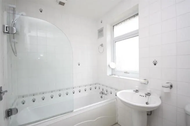 92 Iveson Drive, Leeds, West Yorkshire, LS16 6NL