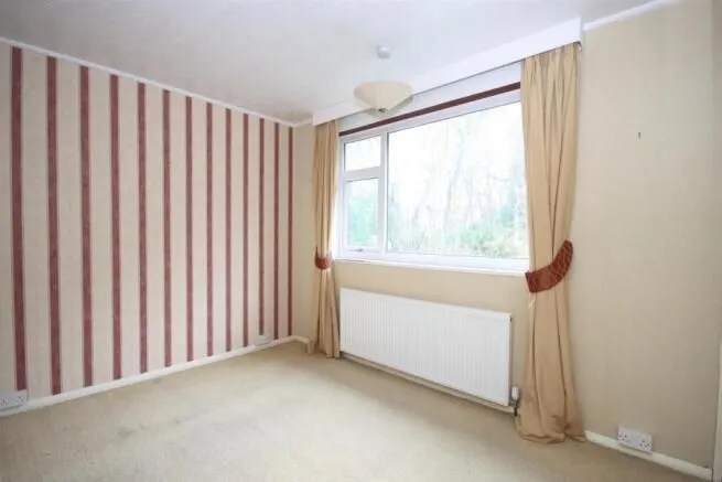 92 Iveson Drive, Leeds, West Yorkshire, LS16 6NL