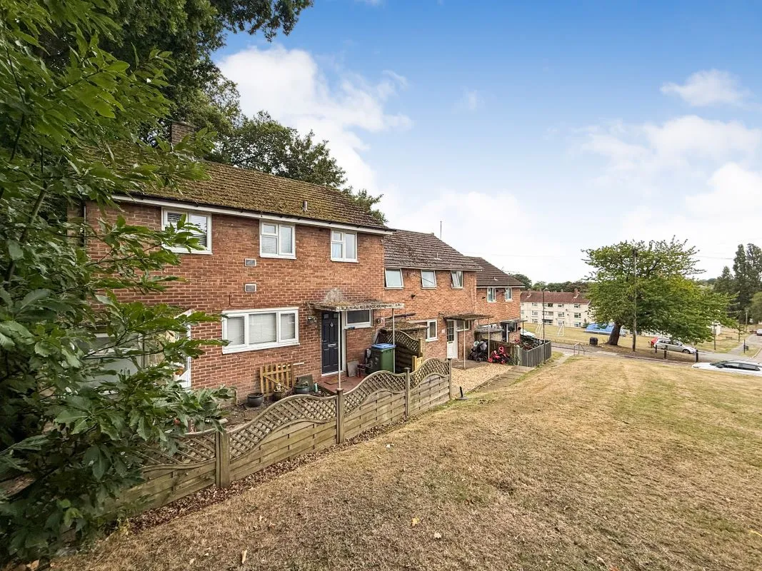 27 Steventon Road, Southampton, Hampshire, SO18 5HE