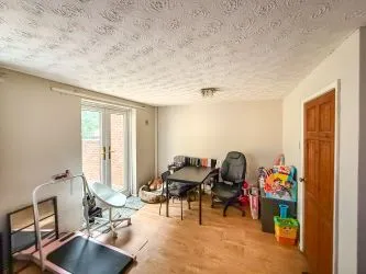 27 Steventon Road, Southampton, Hampshire, SO18 5HE
