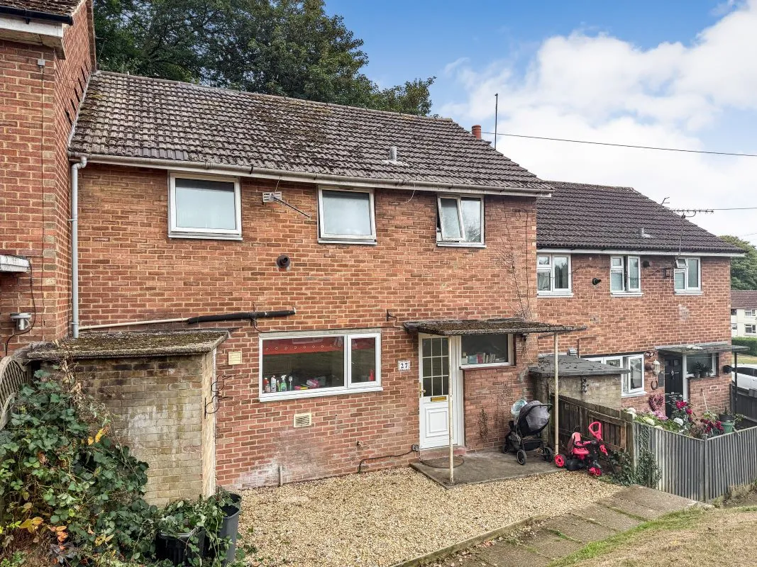 27 Steventon Road, Southampton, Hampshire, SO18 5HE