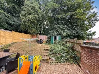 27 Steventon Road, Southampton, Hampshire, SO18 5HE