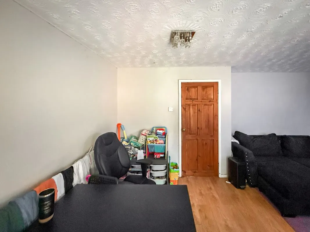 27 Steventon Road, Southampton, Hampshire, SO18 5HE