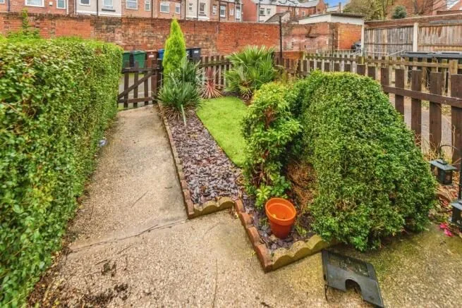 155 Doncaster Road, Barnsley, South Yorkshire, S70 1UF