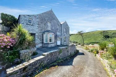 A Landmark Coastal Residence with Untapped Potential and Panoramic Sea Views!