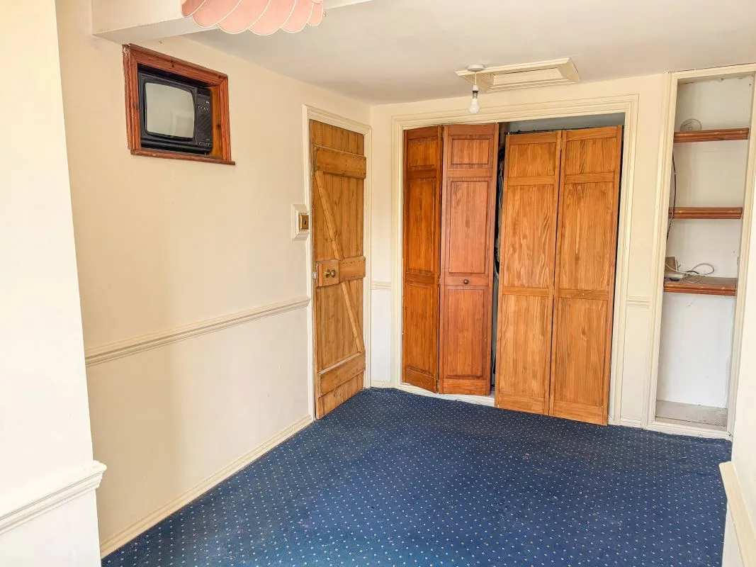 46 Hanbury Road, Stoke Heath, Bromsgrove, Worcestershire, B60 4LU