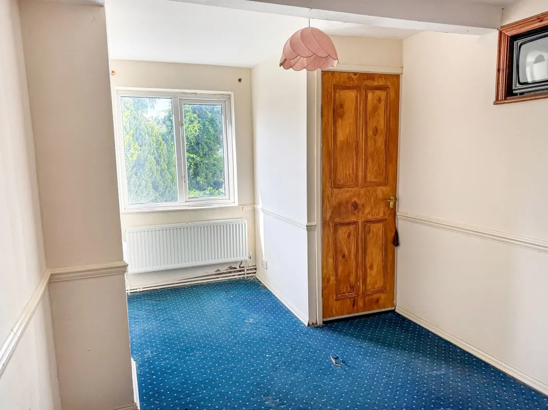 46 Hanbury Road, Stoke Heath, Bromsgrove, Worcestershire, B60 4LU