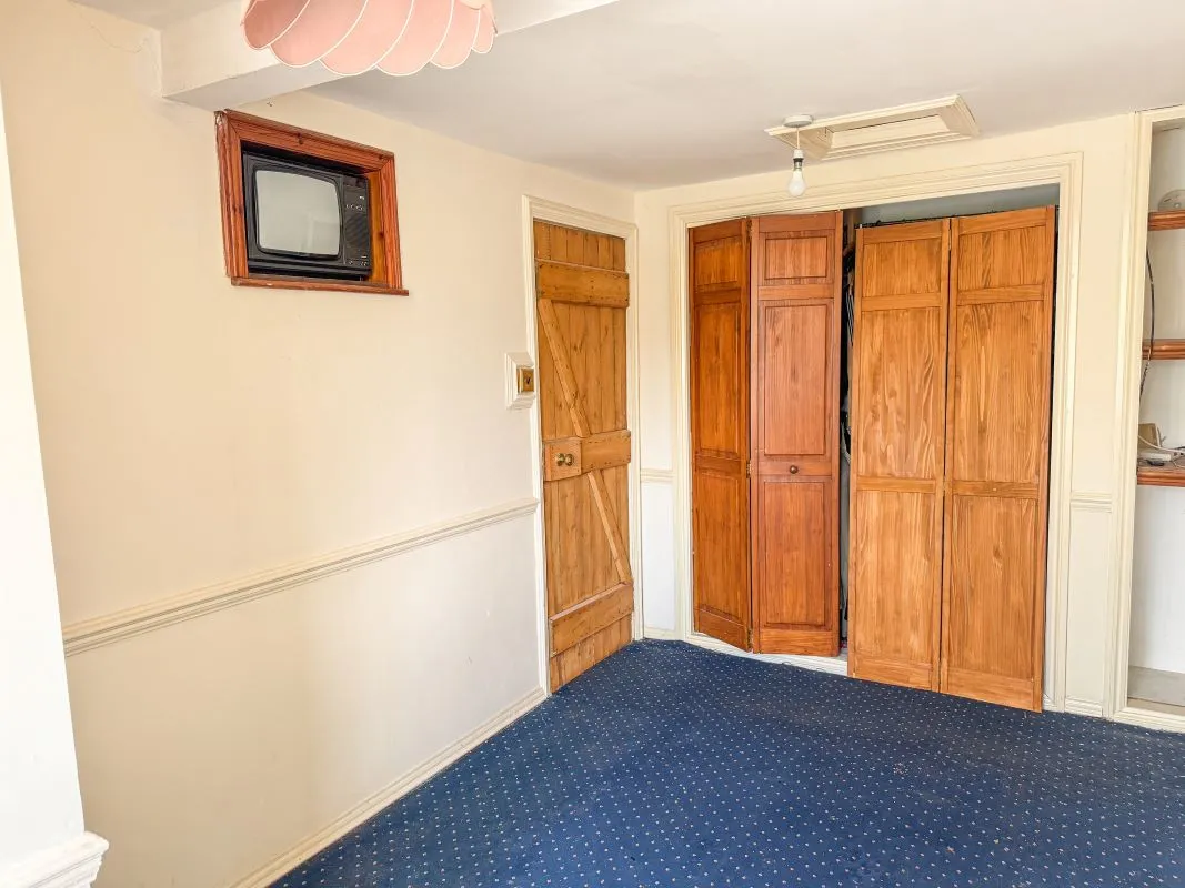 46 Hanbury Road, Stoke Heath, Bromsgrove, Worcestershire, B60 4LU