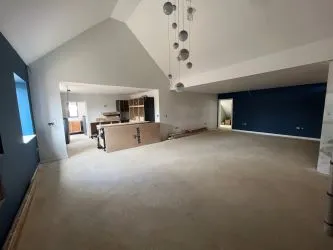 4 Bed Detached Chalet Style Home - 2300 sq ft!