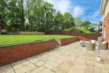 Executive 5-Bedroom Family Home