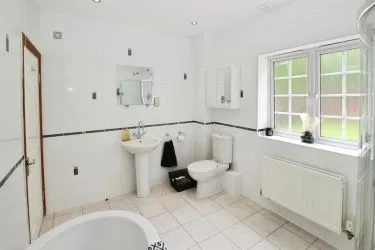 Executive 5-Bedroom Family Home