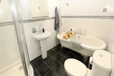 Executive 5-Bedroom Family Home