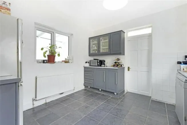 63 Worcester Road, Walthamstow, Waltham Forest, E17 5QR