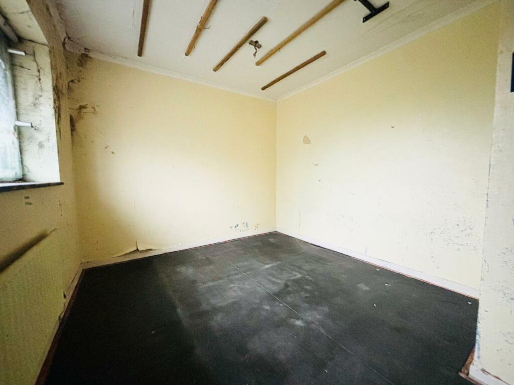 3 Bedroom Semi-Detached in Nuneaton